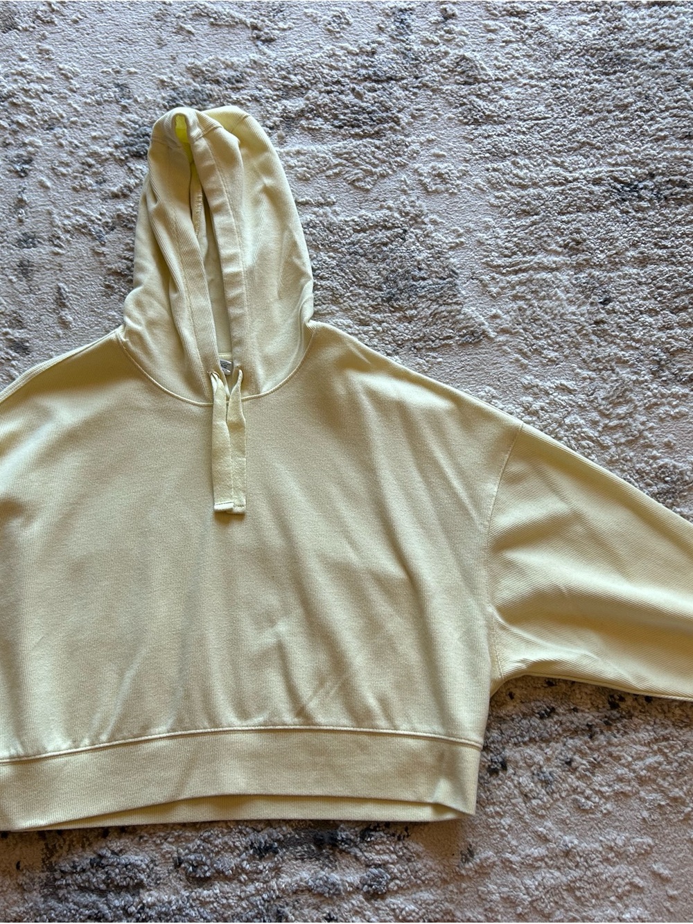 Crop Hoodie Sweater in Soft Pale Yellow
